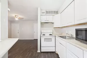 1840 Burton Dr, Austin, TX 78741 - Photo 10