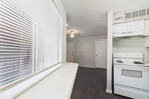 1840 Burton Dr, Austin, TX 78741 - Photo 12