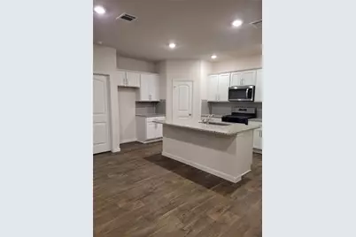 211 Callado Circle, San Marcos, TX 78666 - Photo 4