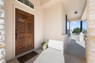 605 Palmilla St, Leander, TX 78641 - Photo 4
