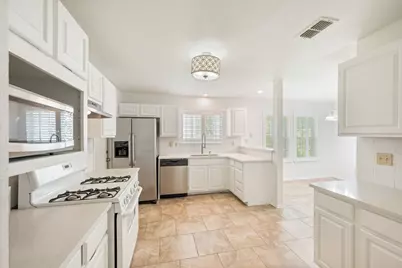 4007 Meadowlark Avenue, San Antonio, TX 78210 - Photo 6