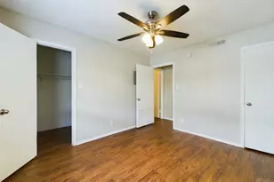 2401 Manor Rd, Austin, TX 78722 - Photo 10