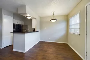 2401 Manor Rd, Austin, TX 78722 - Photo 2