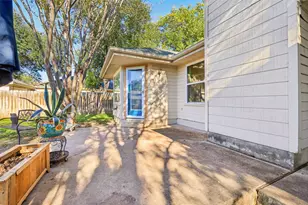 1014 Rocky Creek Dr, Pflugerville, TX 78660 - Photo 34