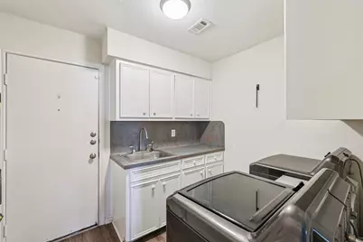 1014 Rocky Creek Drive, Pflugerville, TX 78660 - Photo 32