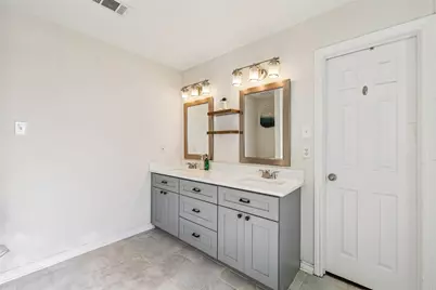 1014 Rocky Creek Drive, Pflugerville, TX 78660 - Photo 22