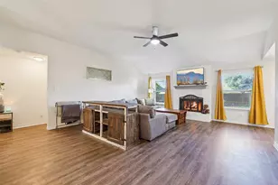 1014 Rocky Creek Dr, Pflugerville, TX 78660 - Photo 8