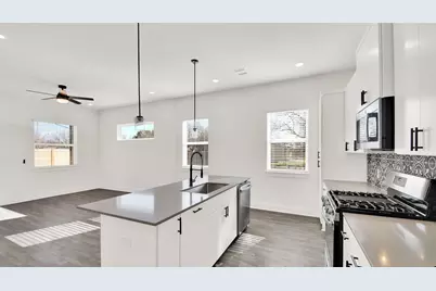 1106 Begonia Terrace #1, Austin, TX 78741 - Photo 16