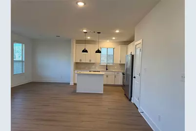 221 Groveland Drive, Liberty Hill, TX 78642 - Photo 10