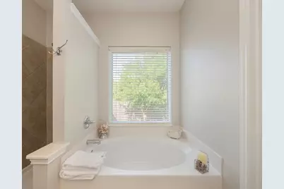 406 Primavera Loop, Kyle, TX 78640 - Photo 20