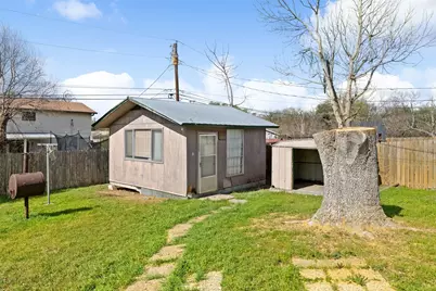 2303 Carolyn Drive, Taylor, TX 76574 - Photo 30