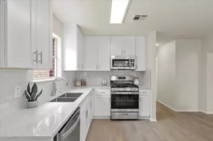 11313 Pardoners Tale Ln, Austin, TX 78748 - Photo 12