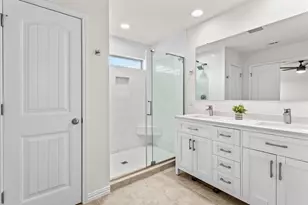 221 Diamond Point Dr, Dripping Springs, TX 78620 - Photo 14