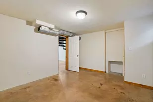 900 Olive St, Austin, TX 78702 - Photo 14