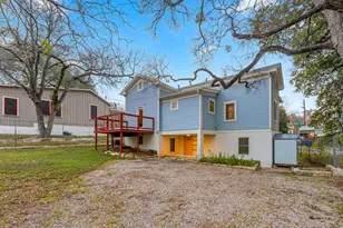 900 Olive St, Austin, TX 78702 - Photo 22