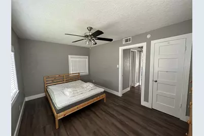 404 W 51st Street #B, Austin, TX 78751 - Photo 8
