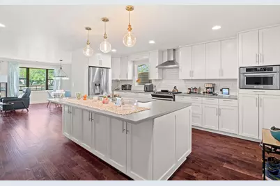 7501 Grover Avenue, Austin, TX 78757 - Photo 4