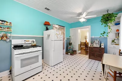 807 Cecelia Street, Taylor, TX 76574 - Photo 10