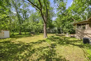 807 Cecelia St, Taylor, TX 76574 - Photo 24