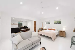 1016 E 43rd St, Austin, TX 78751 - Photo 30