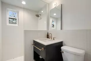 1016 E 43rd St, Austin, TX 78751 - Photo 34