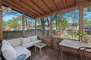 1016 E 43rd St, Austin, TX 78751 - Photo 28
