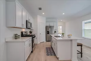 314 Lake Sweetwater Ln, Buda, TX 78610 - Photo 8