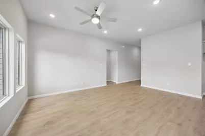 103 Melrose Street, Hutto, TX 78634 - Photo 14