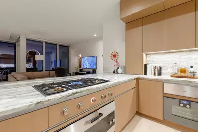 313 W 17th Street #1104, Austin, TX 78701 - Photo 14