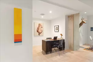 313 W 17th St, Austin, TX 78701 - Photo 6