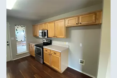 2806 Zachary Lane, Taylor, TX 76574 - Photo 6