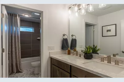 8608 Turaco Trail, Austin, TX 78744 - Photo 18