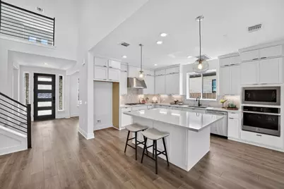 8608 Turaco Trail, Austin, TX 78744 - Photo 4