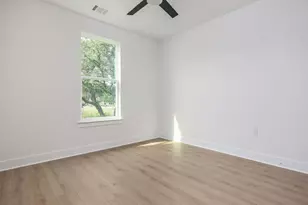 811 Co Rd 200, Burnet, TX 78611 - Photo 28