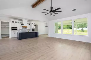 811 Co Rd 200, Burnet, TX 78611 - Photo 4