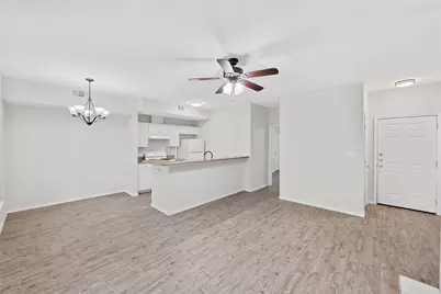 3839 Dry Creek Drive #109, Austin, TX 78731 - Photo 8