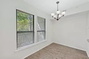 3839 Dry Creek Dr, Austin, TX 78731 - Photo 12