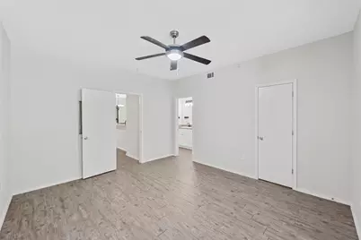 3839 Dry Creek Drive #109, Austin, TX 78731 - Photo 14