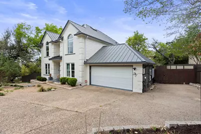7800 Moonflower Drive, Austin, TX 78750 - Photo 2