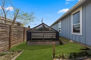 130 Coyote Rdg Dr, Cedar Creek, TX 78612 - Photo 36