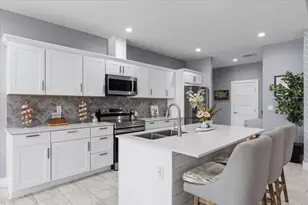 130 Coyote Rdg Dr, Cedar Creek, TX 78612 - Photo 14