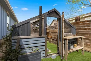 130 Coyote Rdg Dr, Cedar Creek, TX 78612 - Photo 38