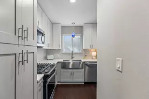 1400 Westmoor Dr, Austin, TX 78723 - Photo 14