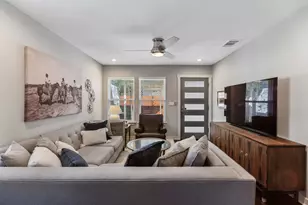 1400 Westmoor Dr, Austin, TX 78723 - Photo 8