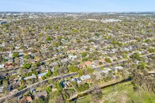 1400 Westmoor Dr, Austin, TX 78723 - Photo 32
