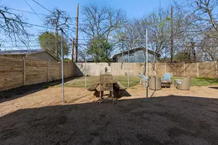 1400 Westmoor Dr, Austin, TX 78723 - Photo 24