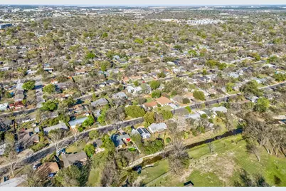 1400 Westmoor Drive, Austin, TX 78723 - Photo 32