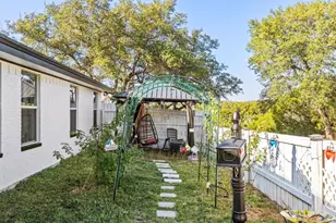 1216 Honeysuckle Dr, Killeen, TX 76549 - Photo 30