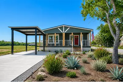 1200 E Green Street, Llano, TX 78643 - Photo 1
