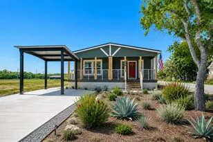 1200 E Green St, Llano, TX 78643 - Photo 1